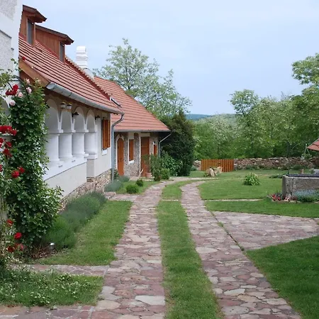 Homestay Lindentree-harmony