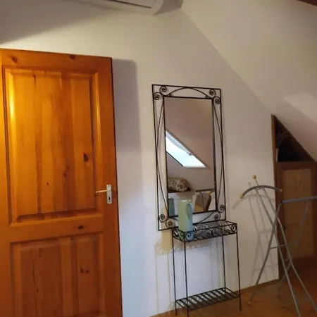 Lindentree-harmony Homestay Salfold